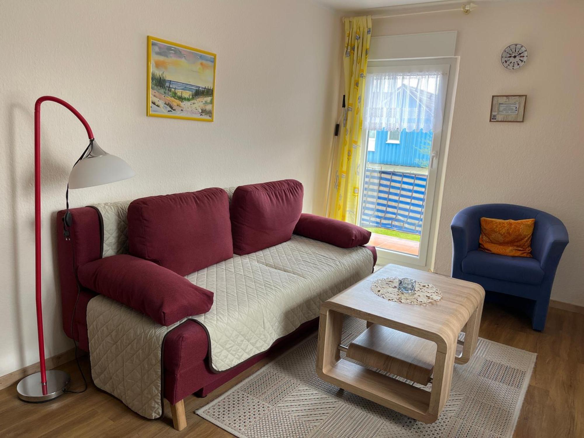 Wohnung 2 Mit Balkon- Haus Annegrete Esens Esterno foto